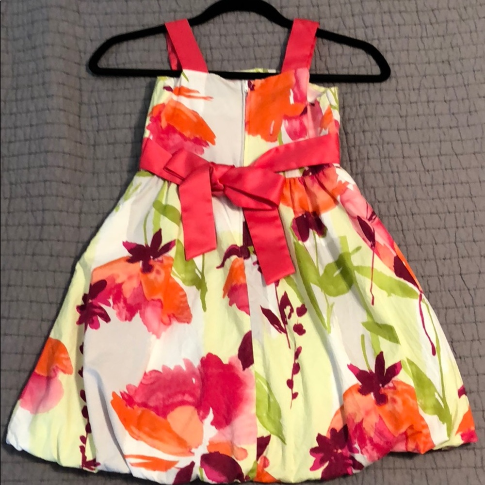 Girls watercolor print party dress. Size 8 - Picture 2 of 5